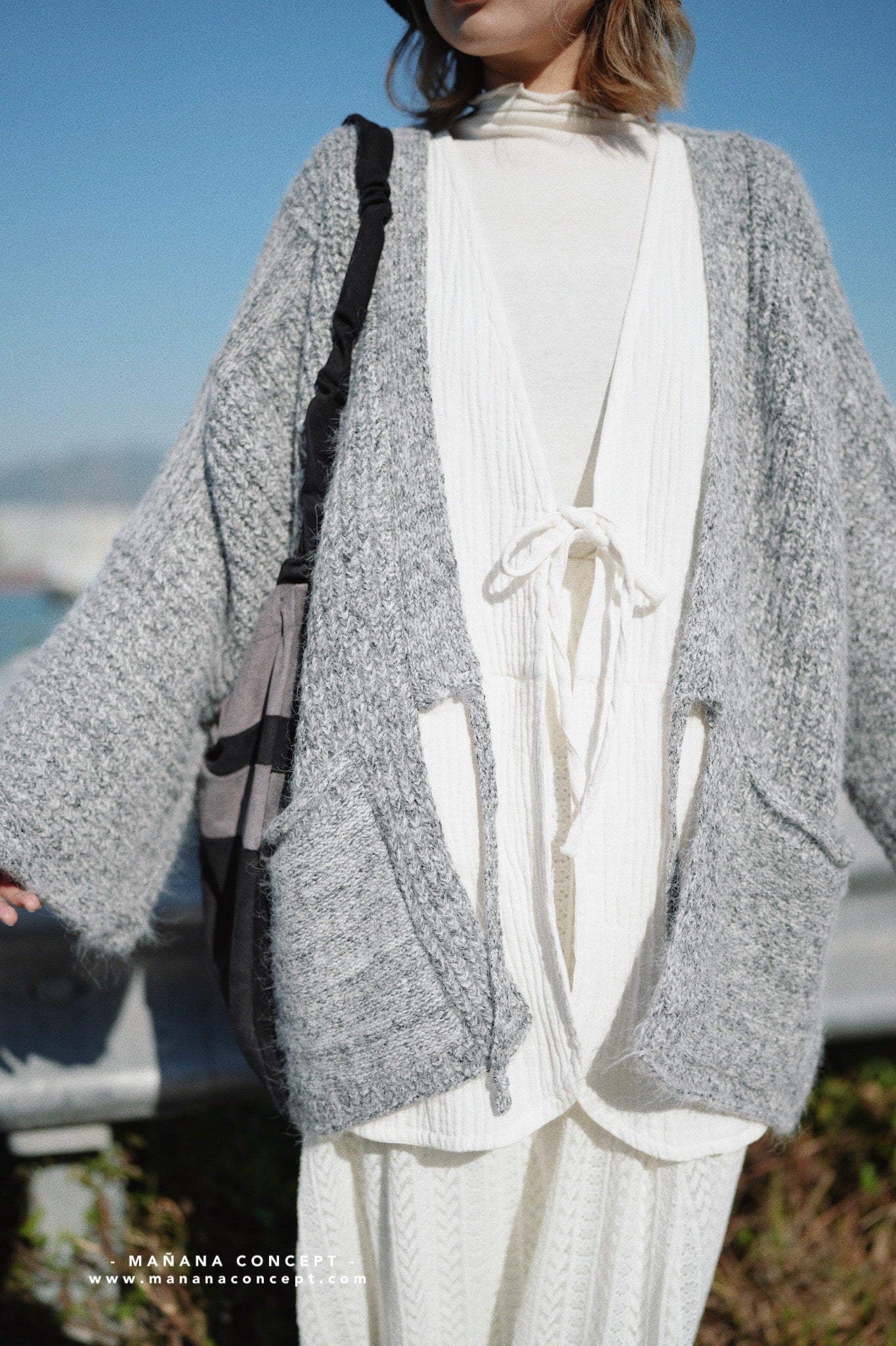 MZ547 RUFFLE SUEDE TOP【 2件減-$20, 3件減$40 】