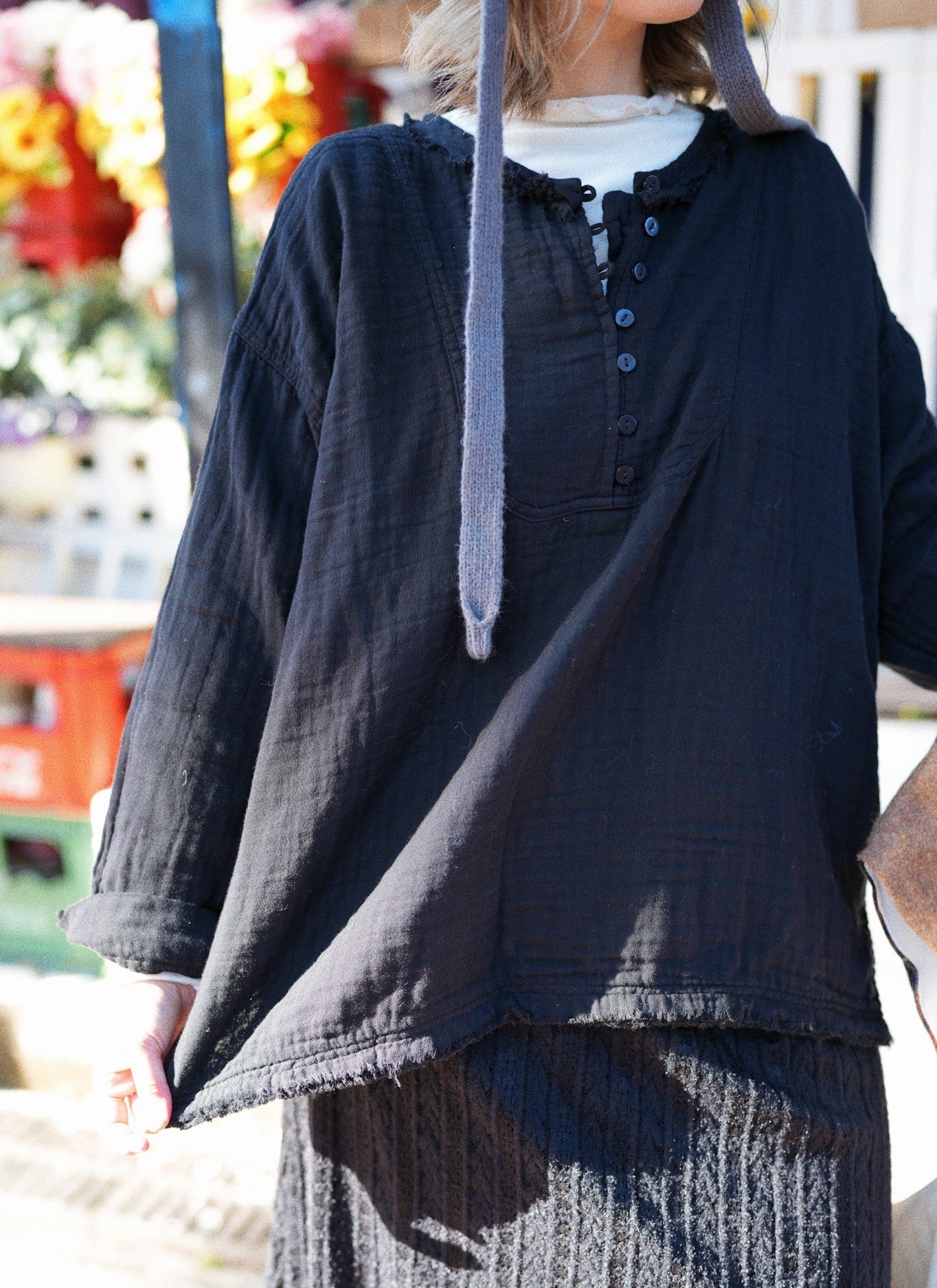 CA673 GAUZE COLLARLESS SHIRT
