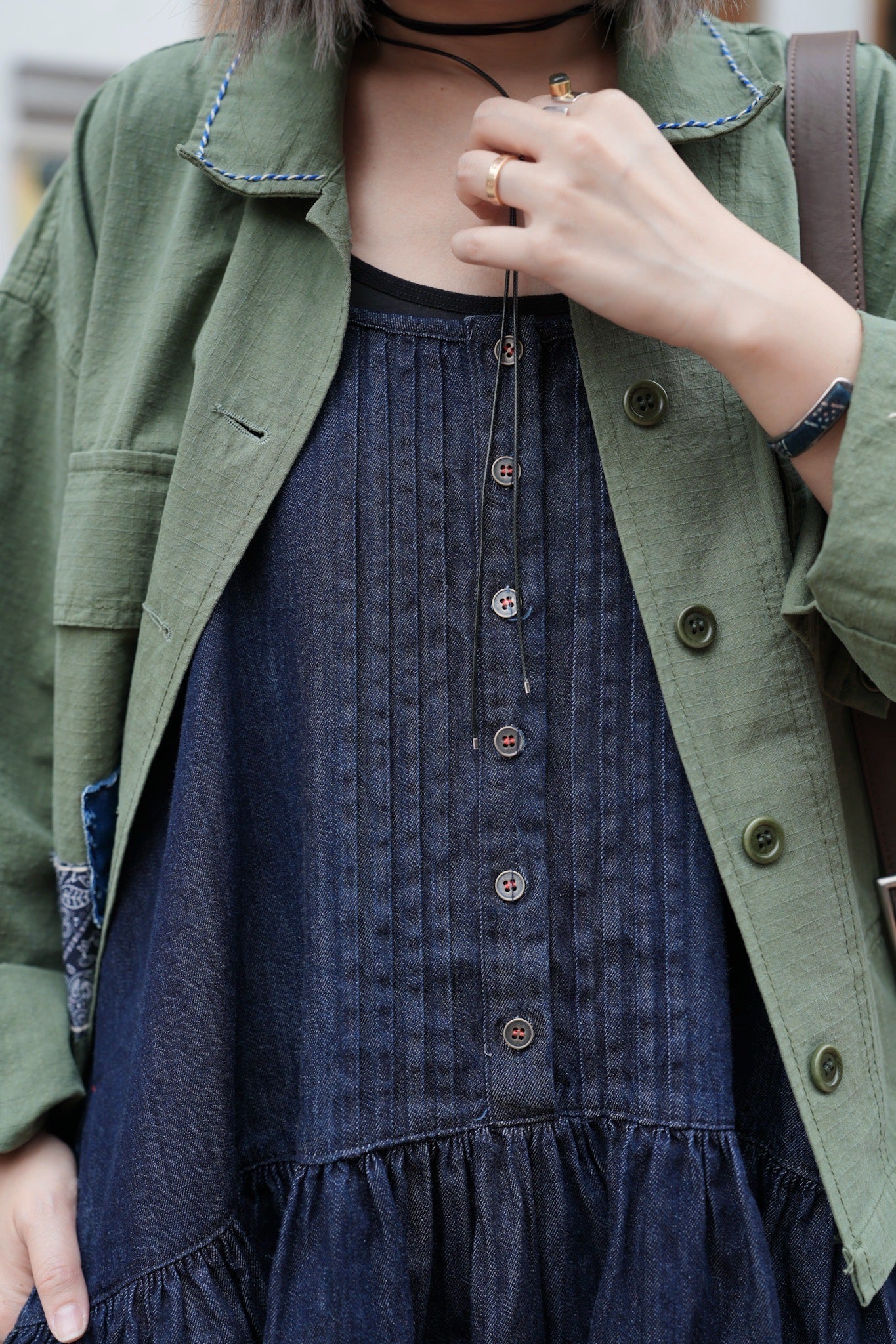 MZ850 / PATCHED DENIM PLEATED DRESS