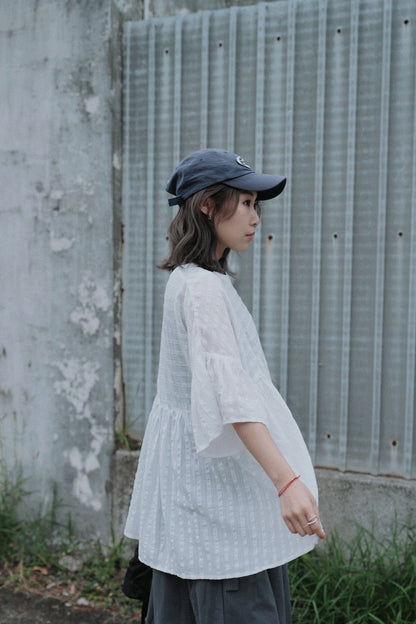 CA692 STRIPED DOBBY BLOUSE
