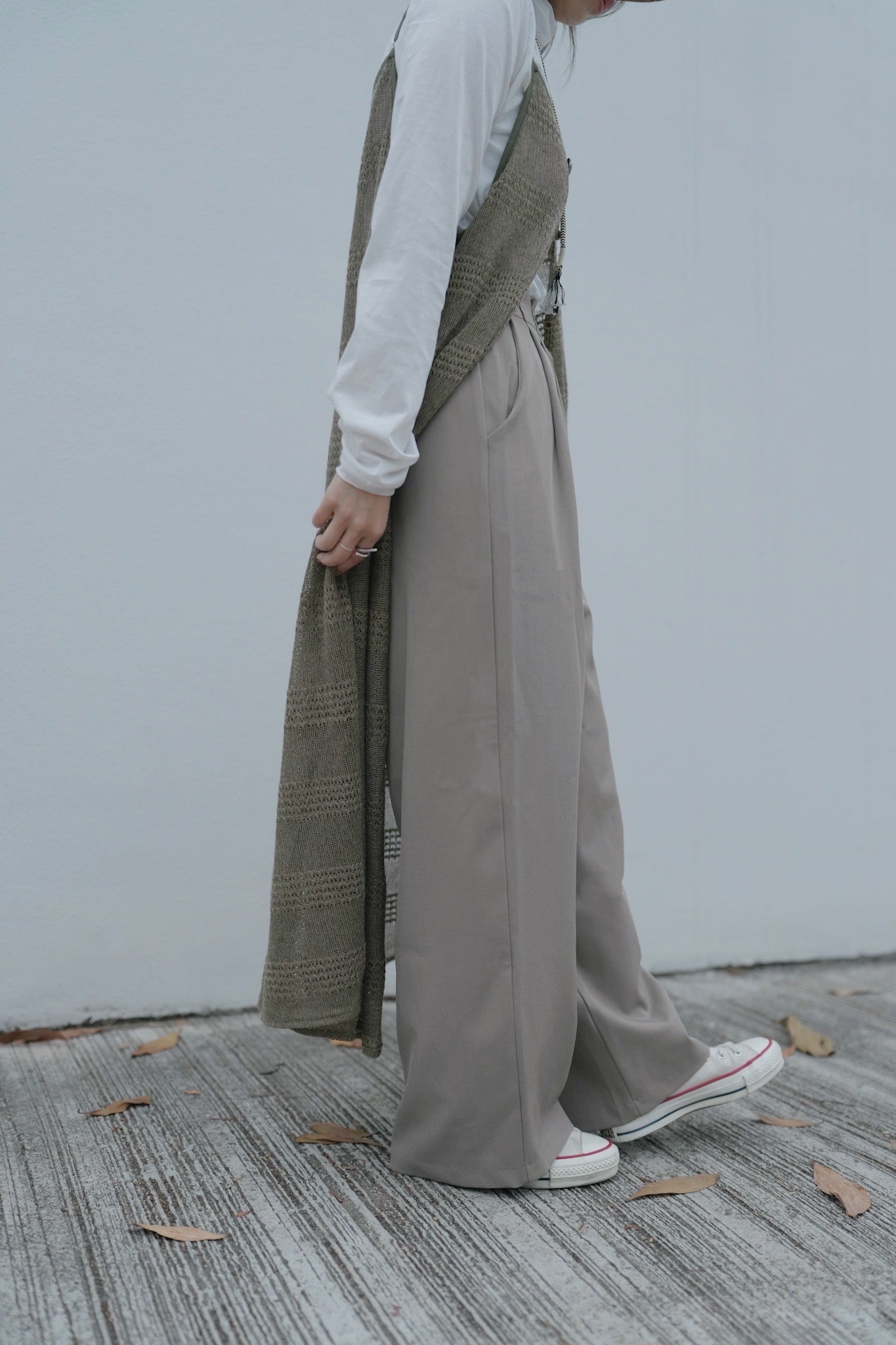 MZ640 PLEATED WAIST BAND STRAIGHT PANTS