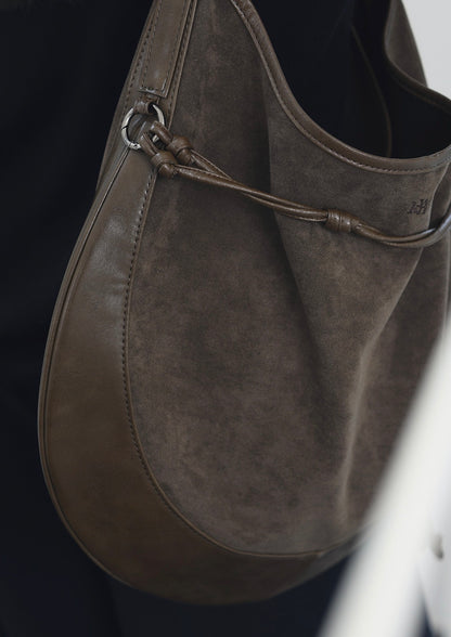 MZ899 CURVEE HOBO SUEDE BAG