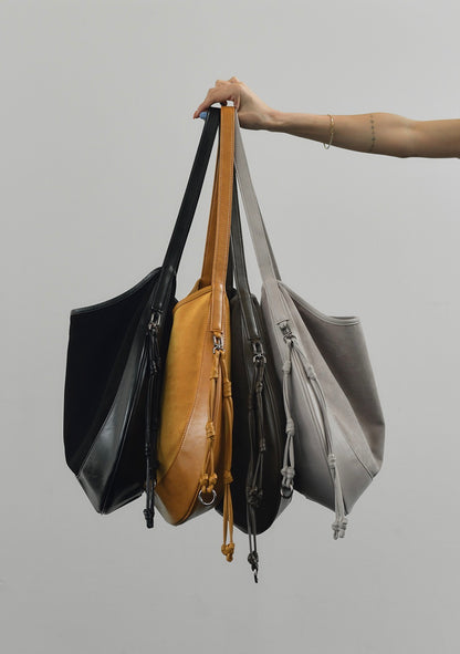 MZ899 CURVEE HOBO SUEDE BAG