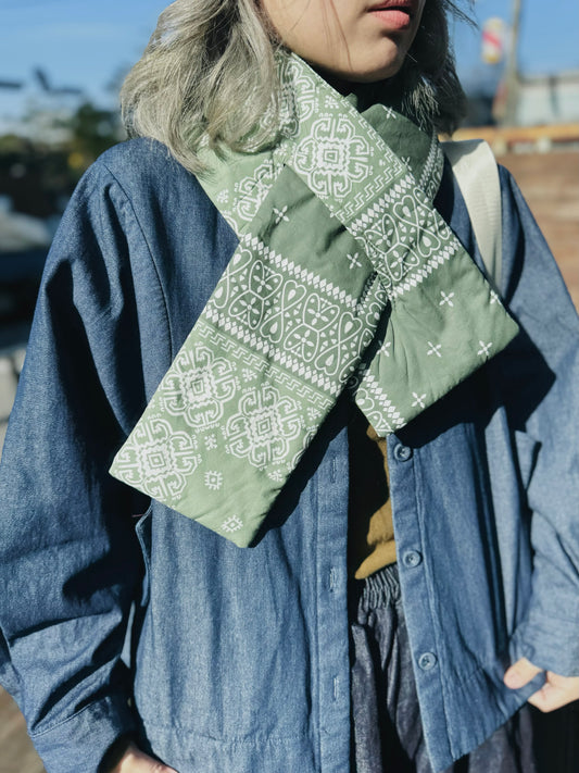 MZ-225 Reversible Bandana Quilting Scarf