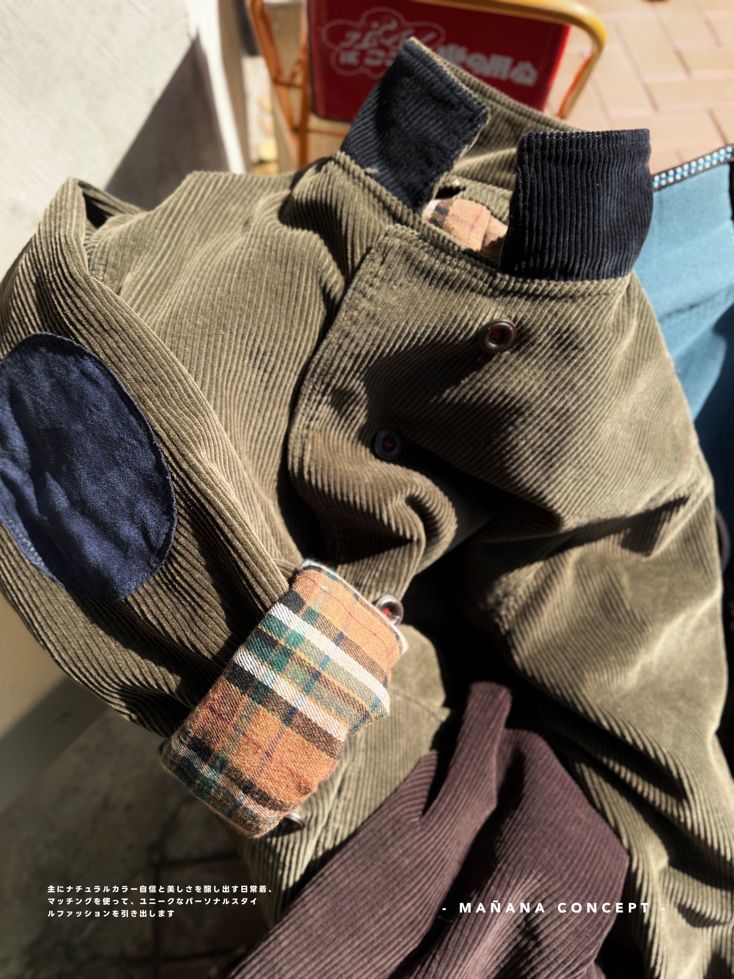 MZ574 CORDUROY CONTRASTED PATCHED COAT