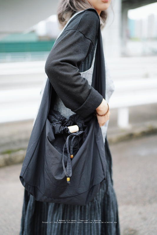 🇮🇹SARA VALENTE Hobo Bag