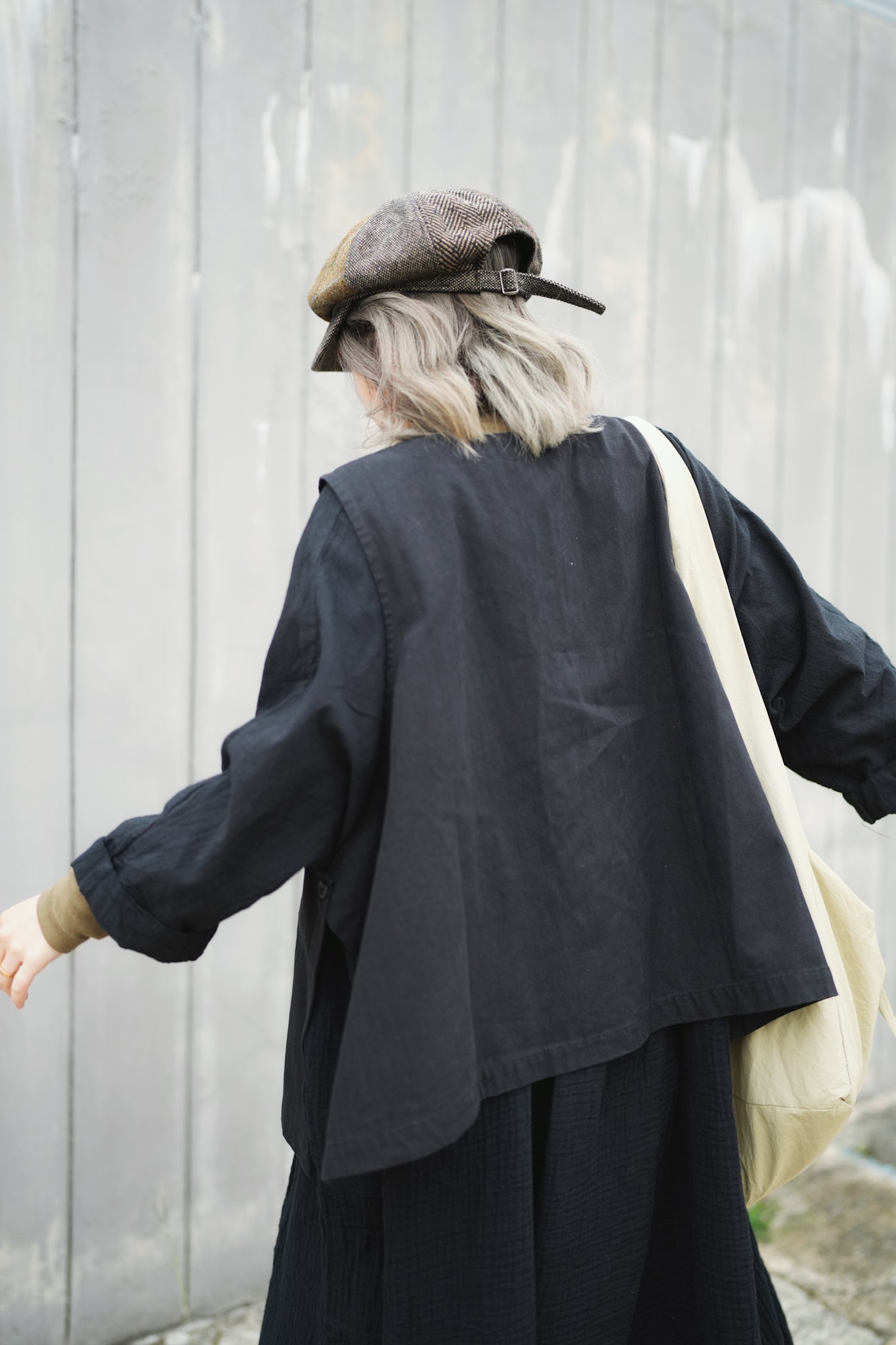CA595 Textured Split Vest