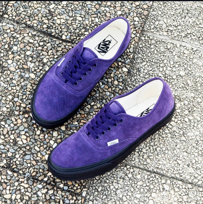 VANS - AUTHENTIC SUEDE