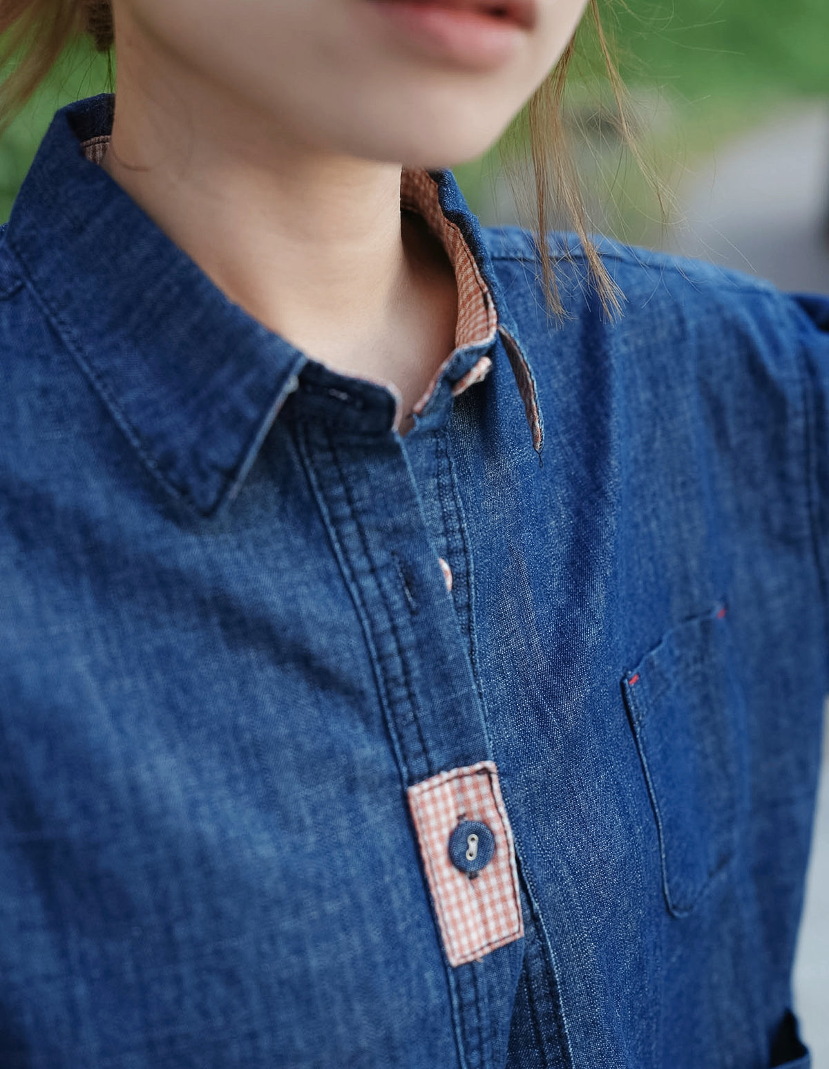 MB069 PATCHED DENIM SHIRT
