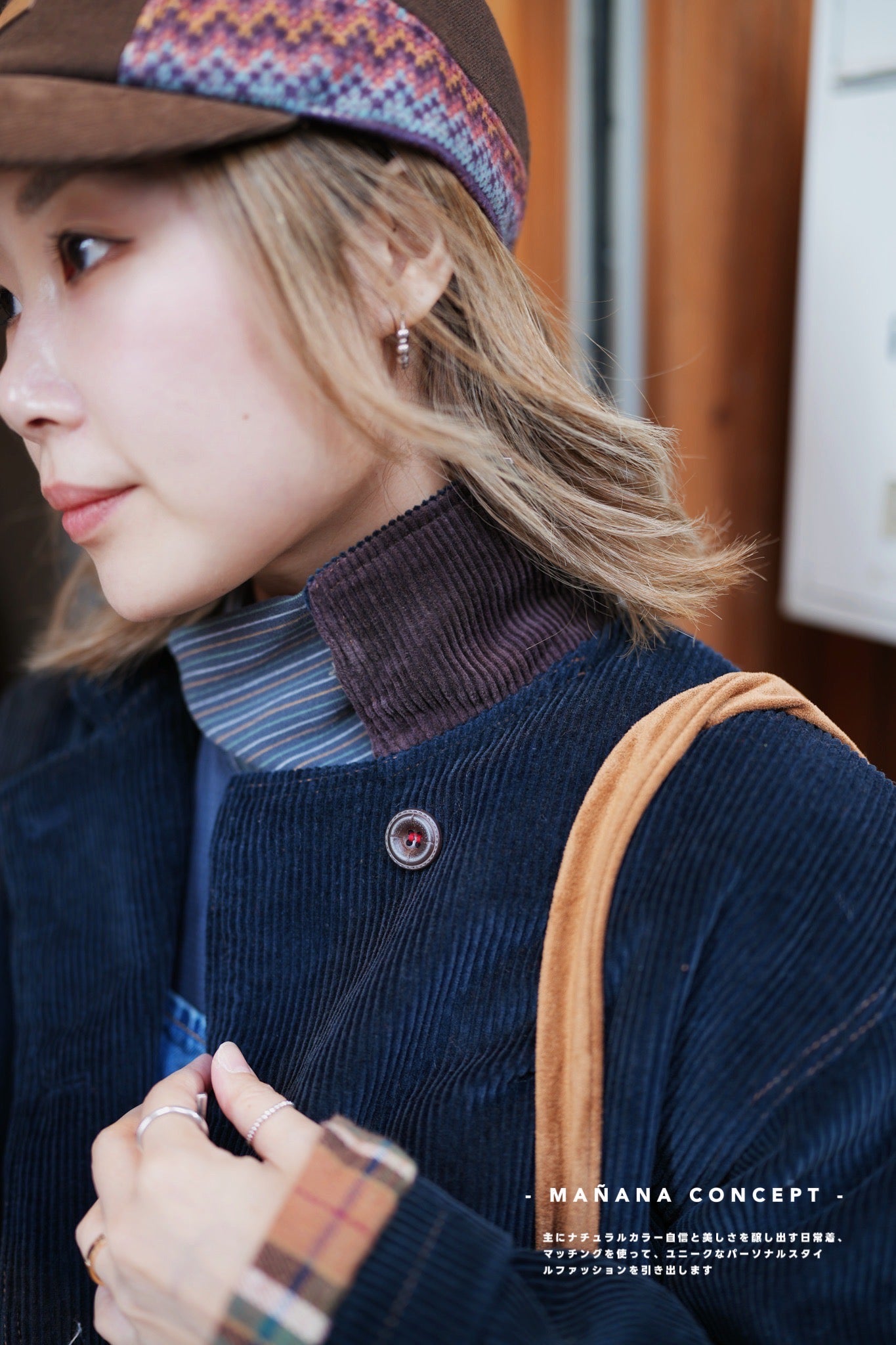 MZ574 CORDUROY CONTRASTED PATCHED COAT