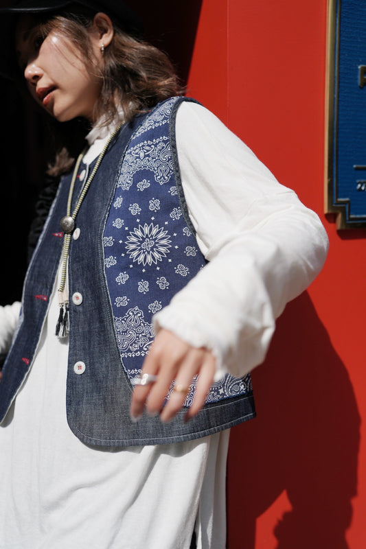 MZ715 BANDANA PATCHWORK DENIM VEST