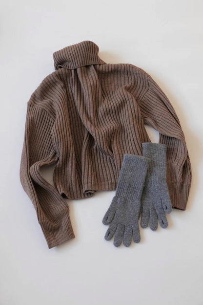 MZ592 TURTLE NECK KNIT TOP