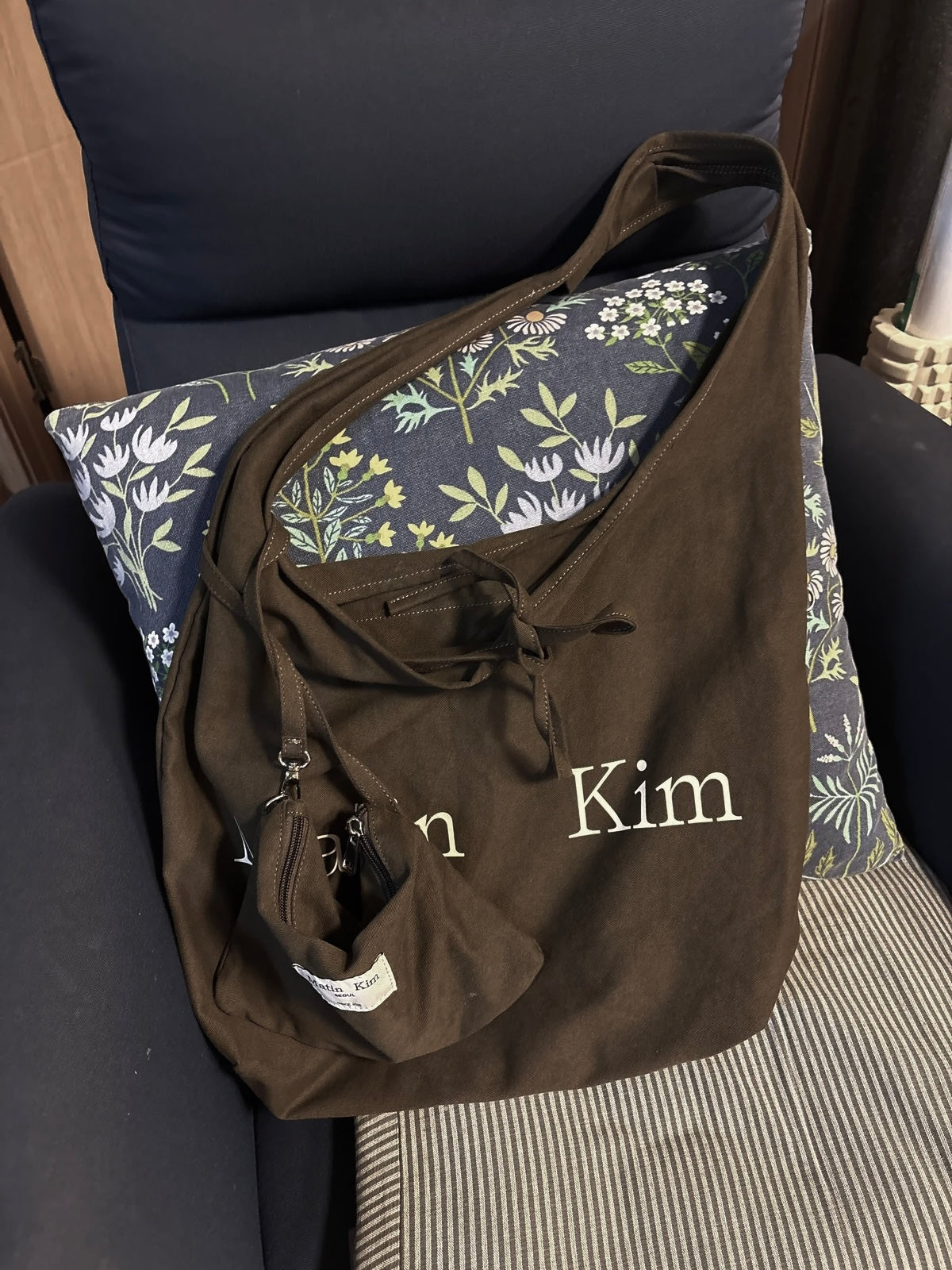 MATIN KIM - LOGO POINT ROUND ECOBAG