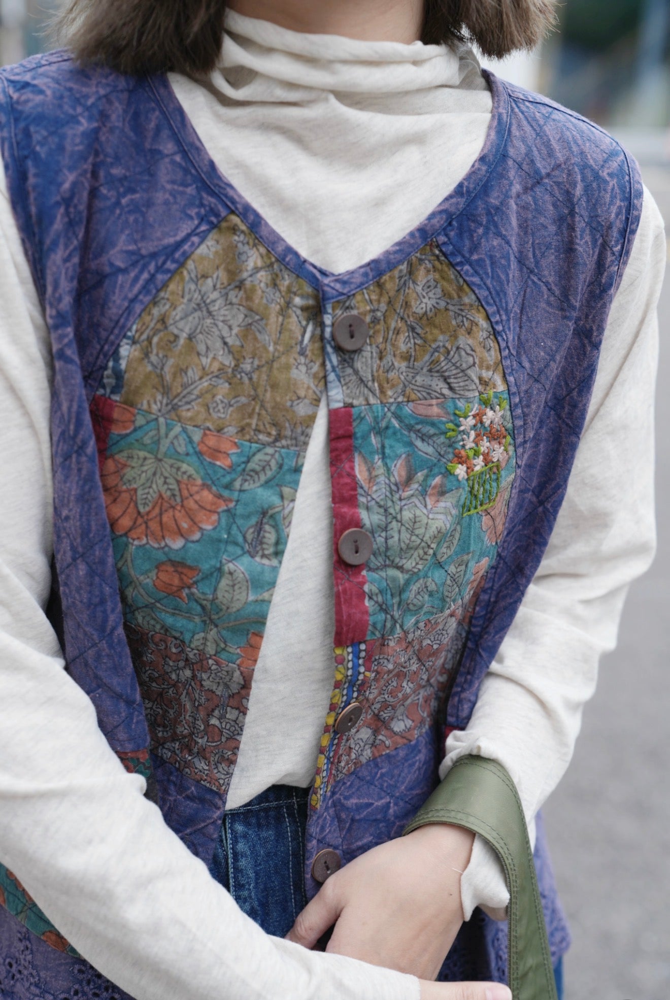 MZ865 TURTLE-NECK PATCHED TOP【 2件減$20, 4件減$50 】