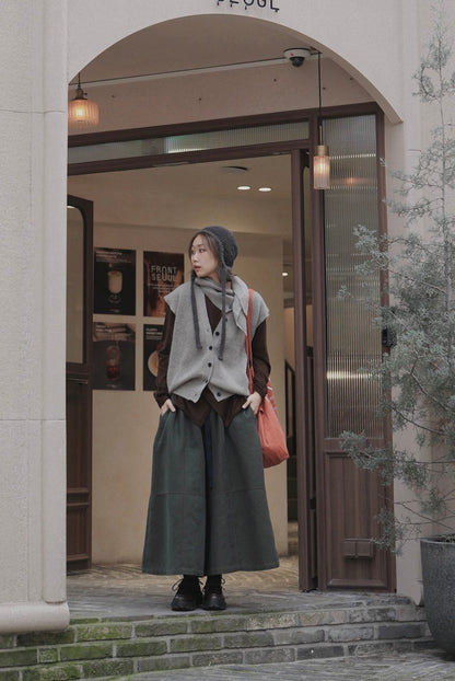 MZ881 KNITTED STRIPED BEANIE