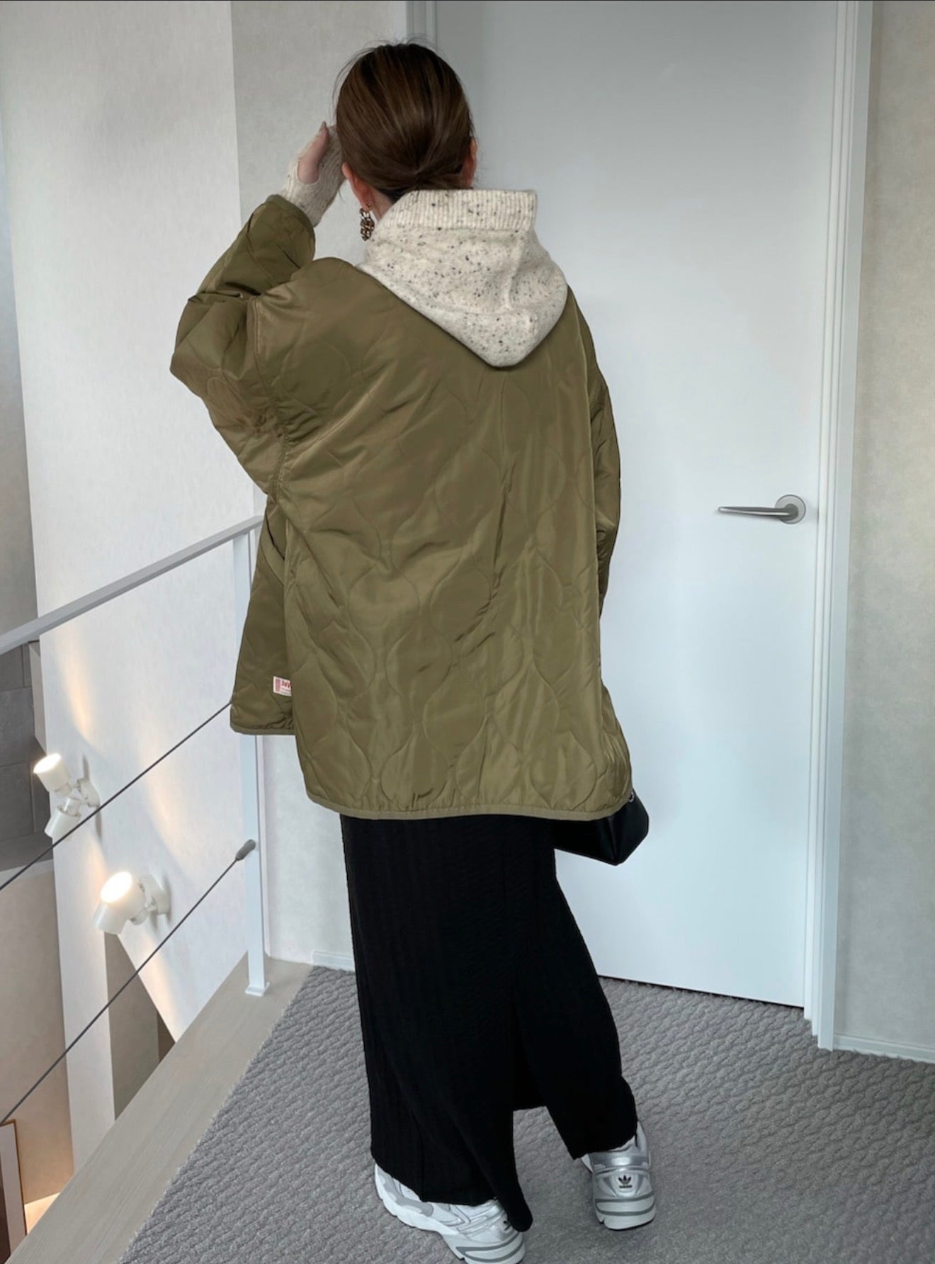 NA462 WAVY QUILTED MIDDLE COAT