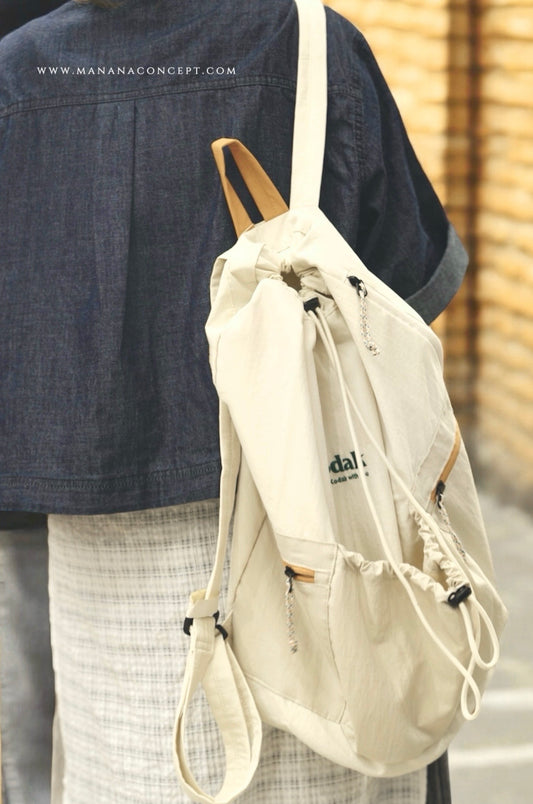 Kodak - LIGHT STRING POCKET BACKPACK