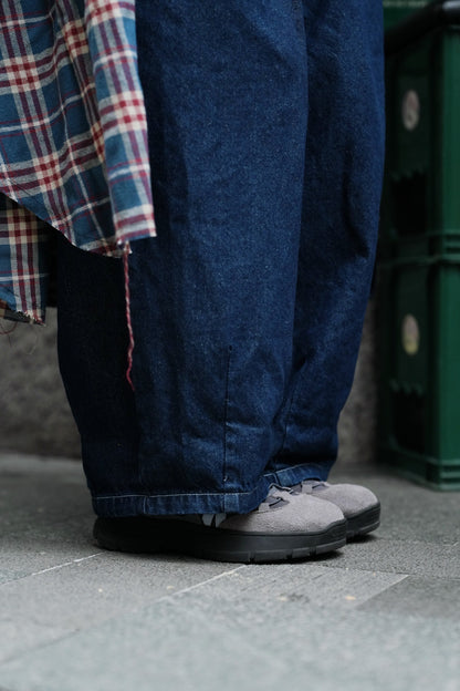 CA690 STRAIGHT DENIM JEANS