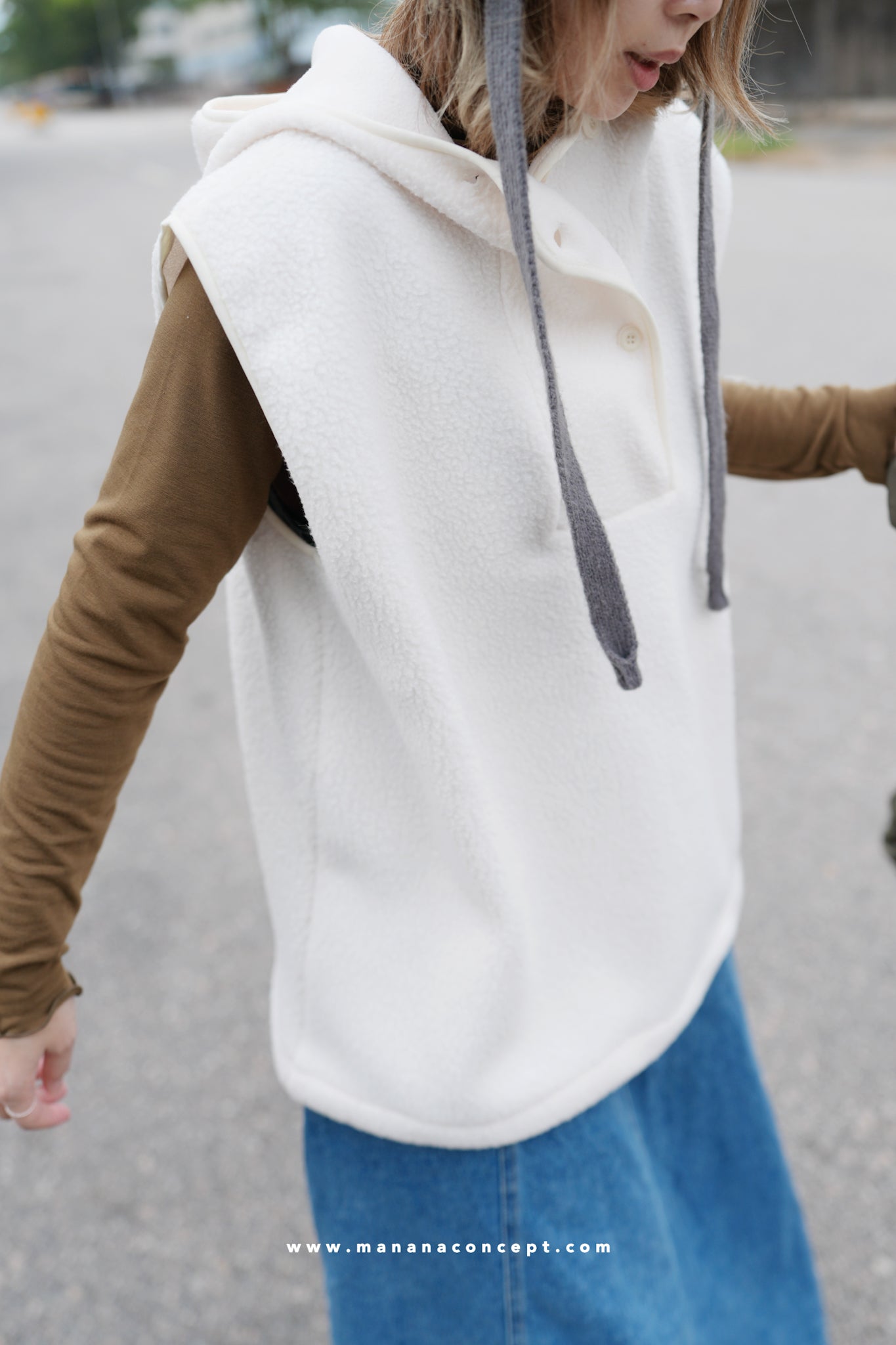 MZ590 OVERSIZED FLEECE VEST