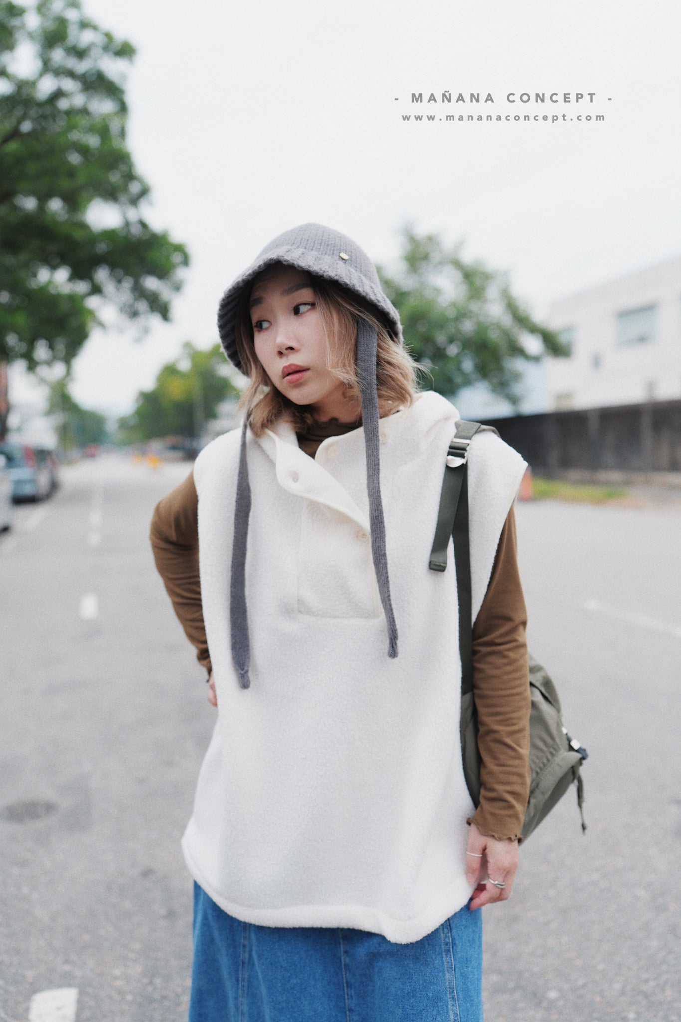 MZ590 OVERSIZED FLEECE VEST