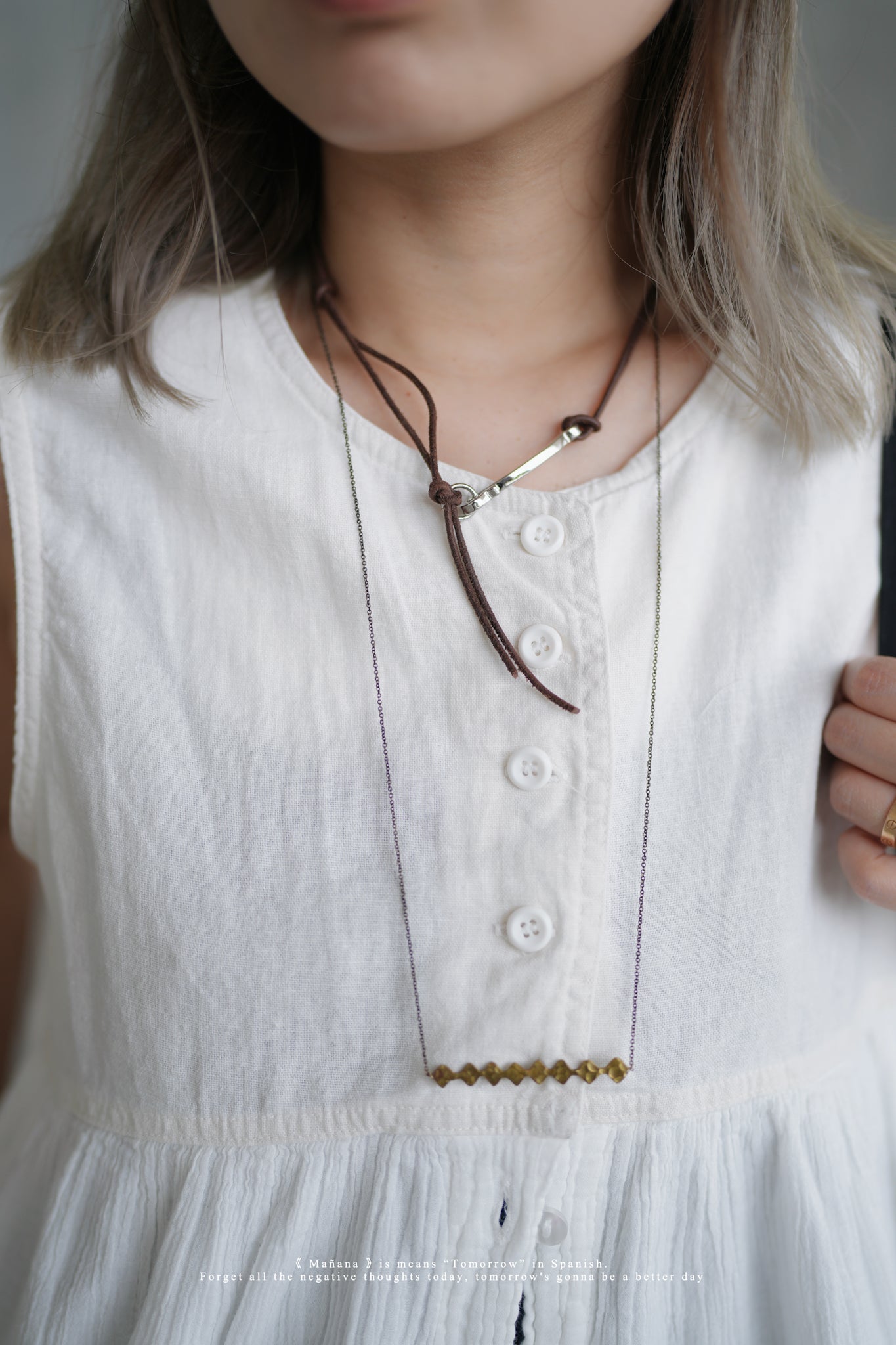MZ335 Leather Tie Necklace