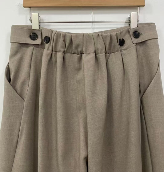 MZ640 PLEATED WAIST BAND STRAIGHT PANTS