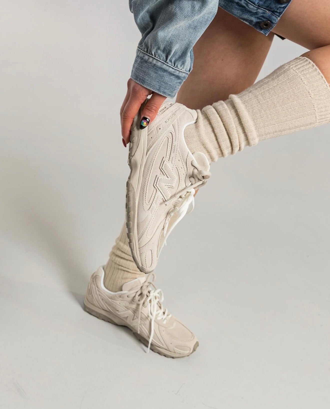 【 韓版必選 】NEW BALANCE 204L / MUSHROOM & TIMBERWOLF