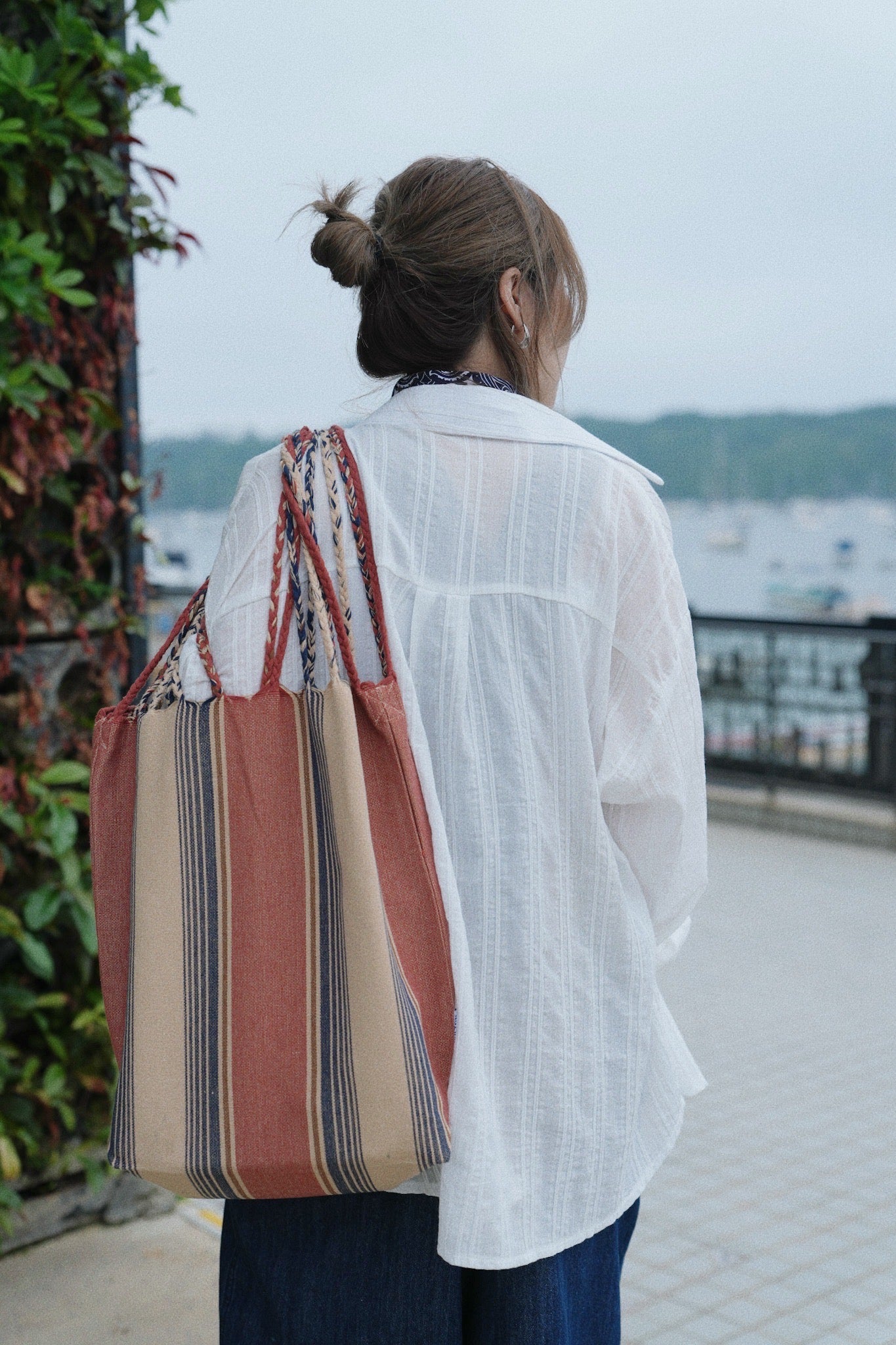 NA438 DULTON HAND-WOVEN HAMMOCK BAG