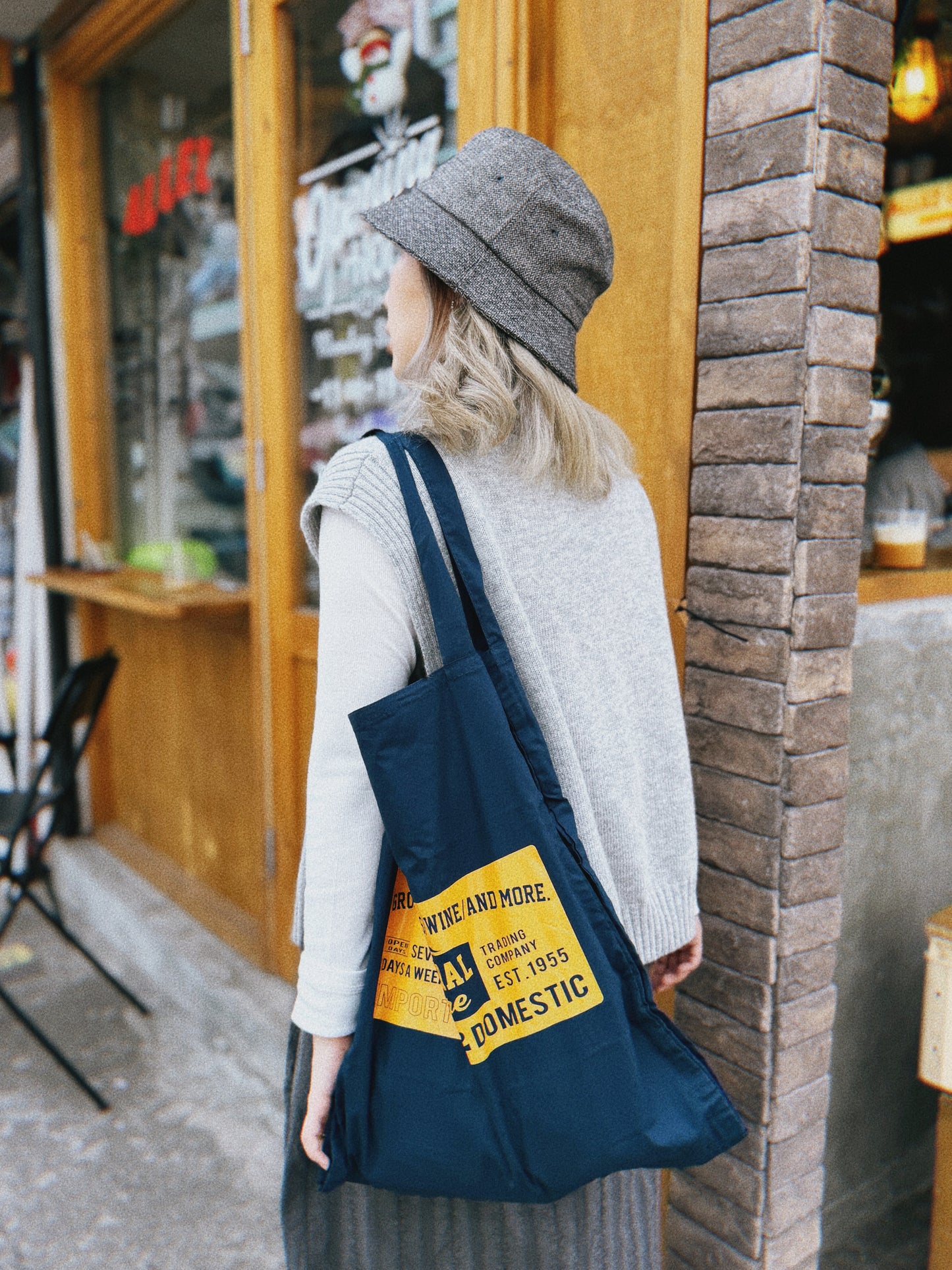 MZ-264 Multi Pocket Nylon Tote Bag