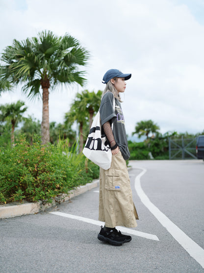 emis - Cropped Logo Tote Bag