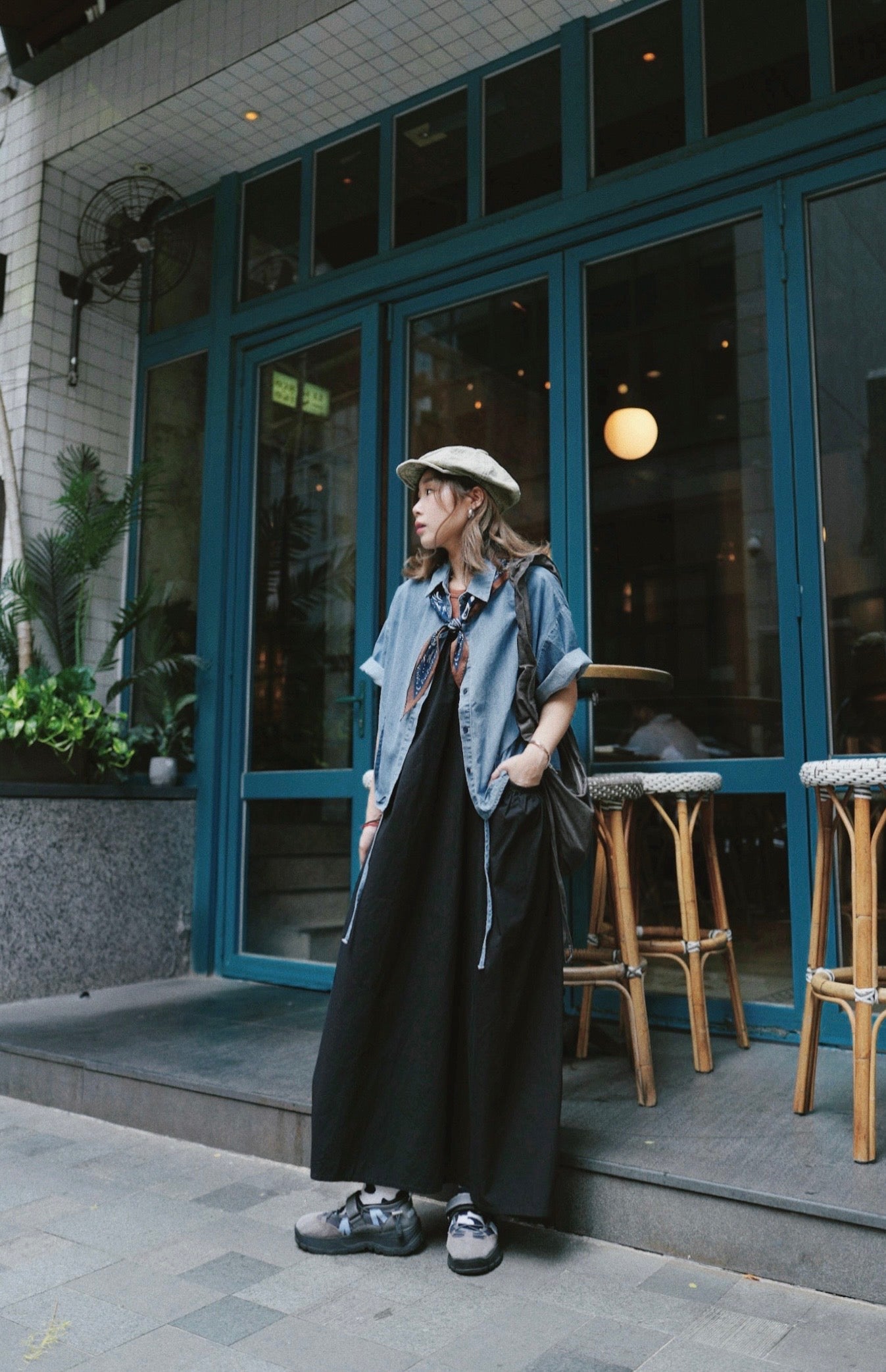 MZ826 PLEATED DENIM BOXY SHIRT