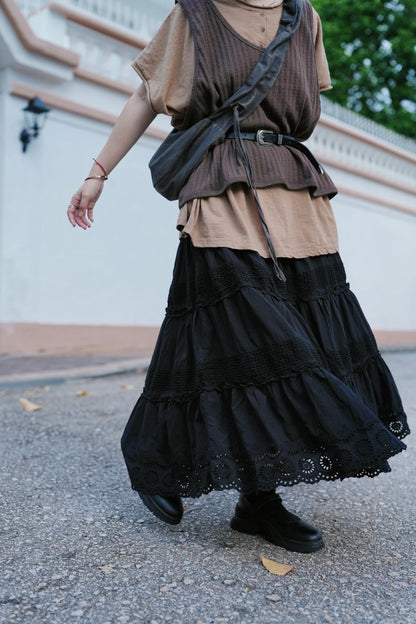 CA905 EMBROIDERED LACE SKIRT