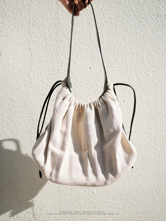 MZ381 Canvas Shoulder Bag
