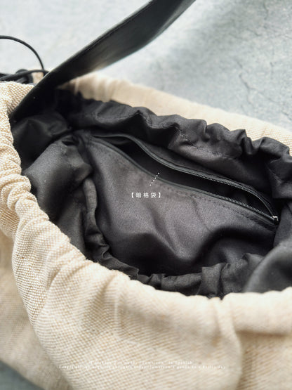 MZ381 Canvas Shoulder Bag