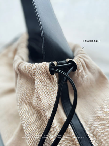 MZ381 Canvas Shoulder Bag
