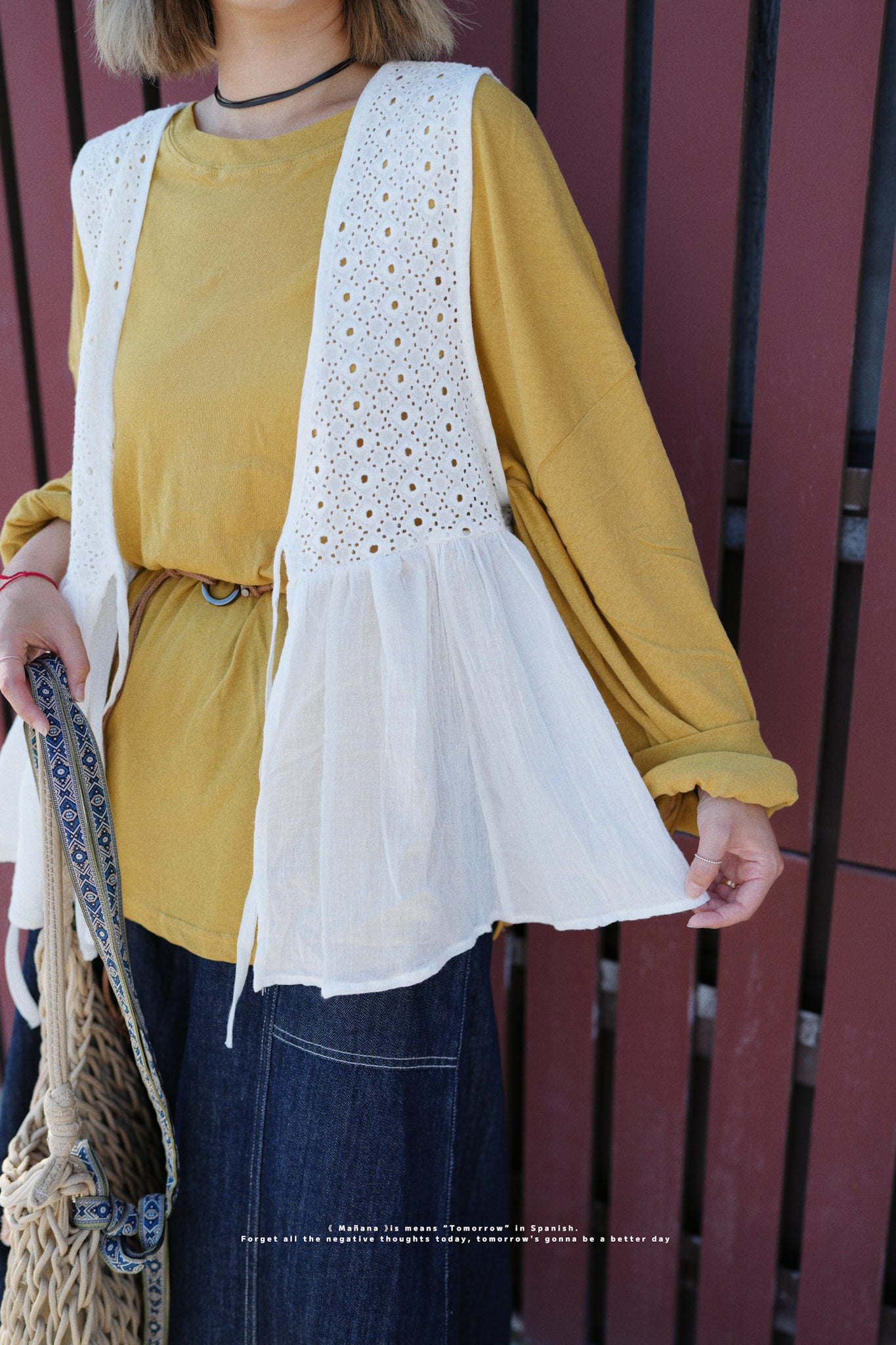 CA648 EMBROIDERED RIBBON VEST TOP