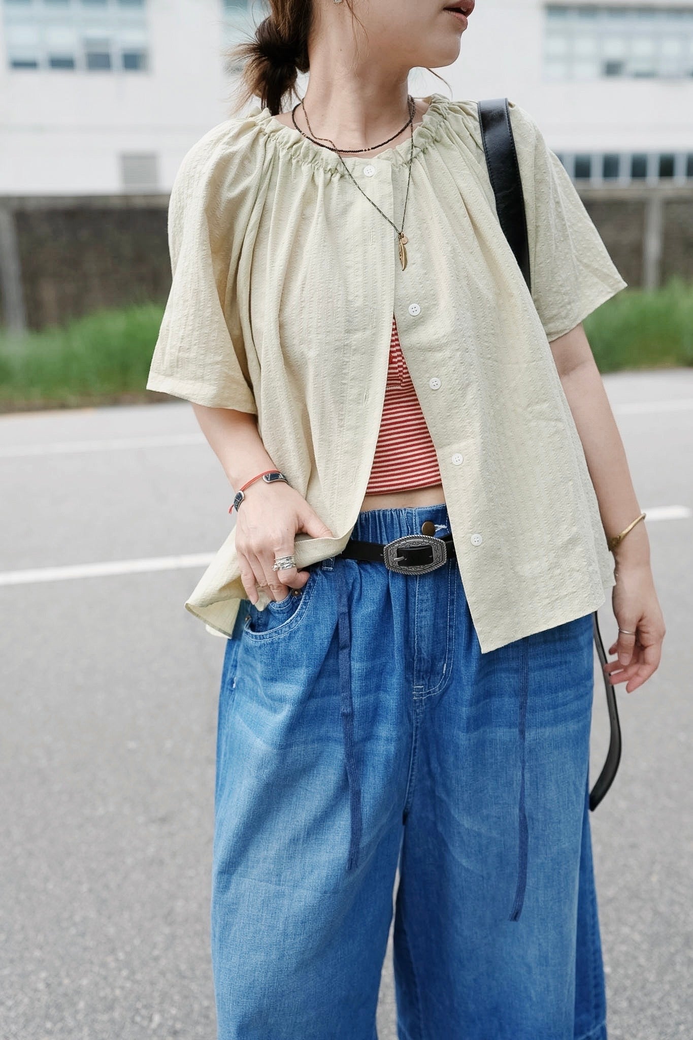 MB005 GATHERED NECK SMOCK BLOUSE