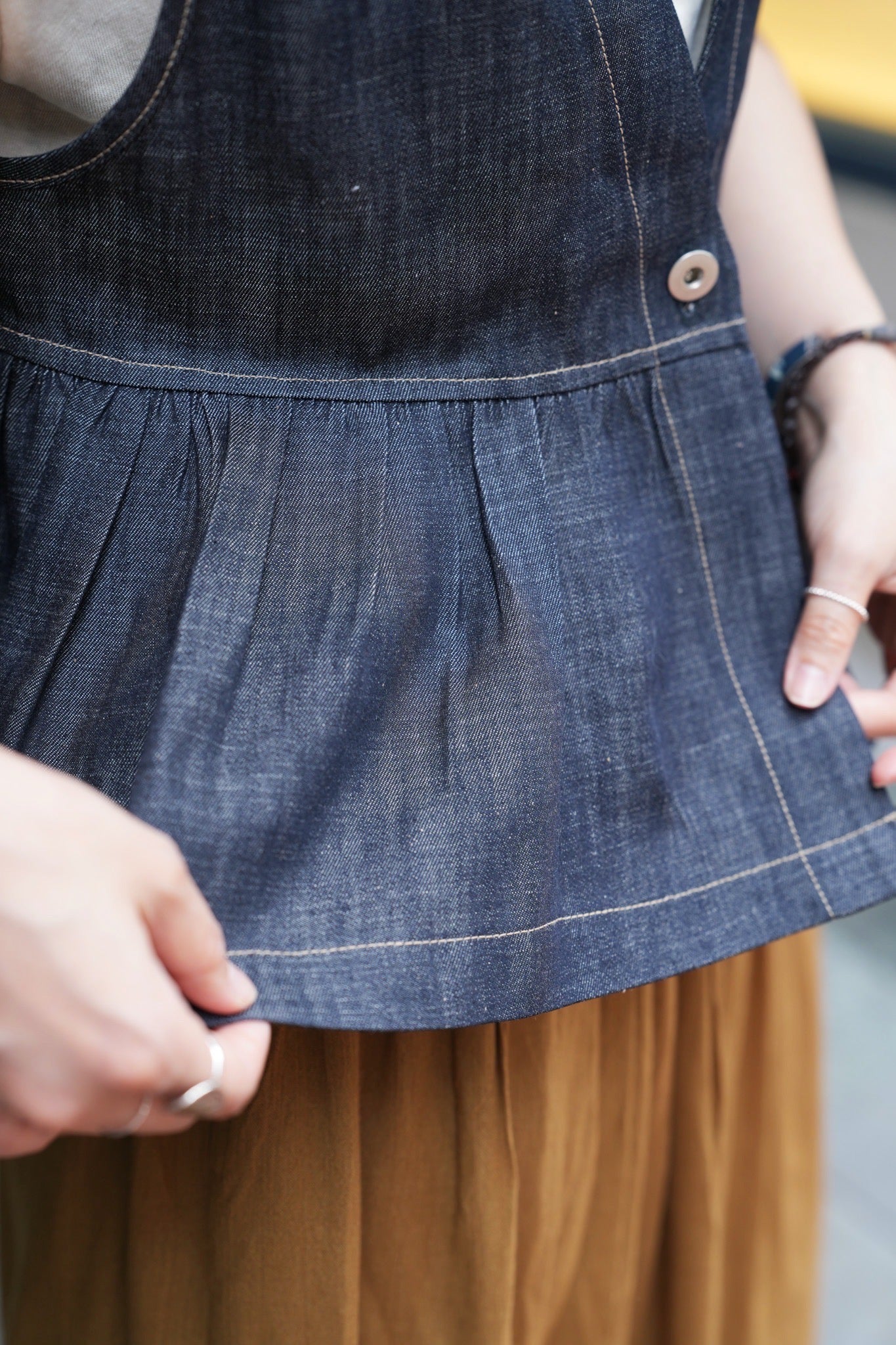 MZ748 NON FADE DENIM VEST TOP