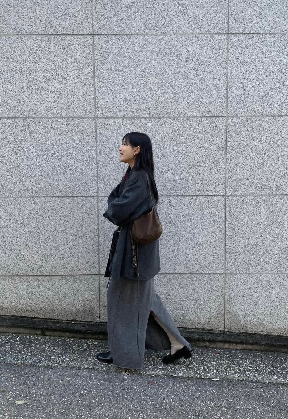 MZ899 CURVEE HOBO SUEDE BAG