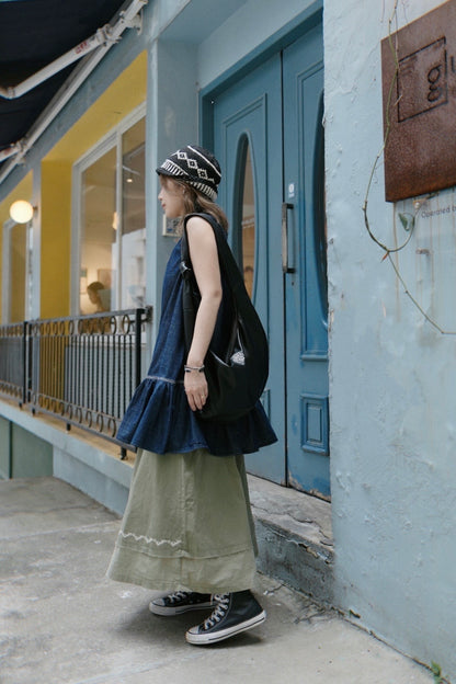 MZ701 EMBROIDERED BORDER LAYER SKIRT