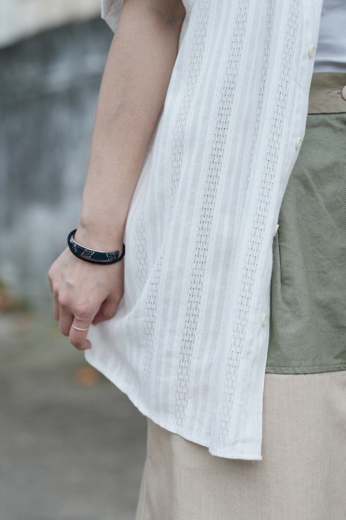 MZ742 DOBBY STRIPED SHIRT