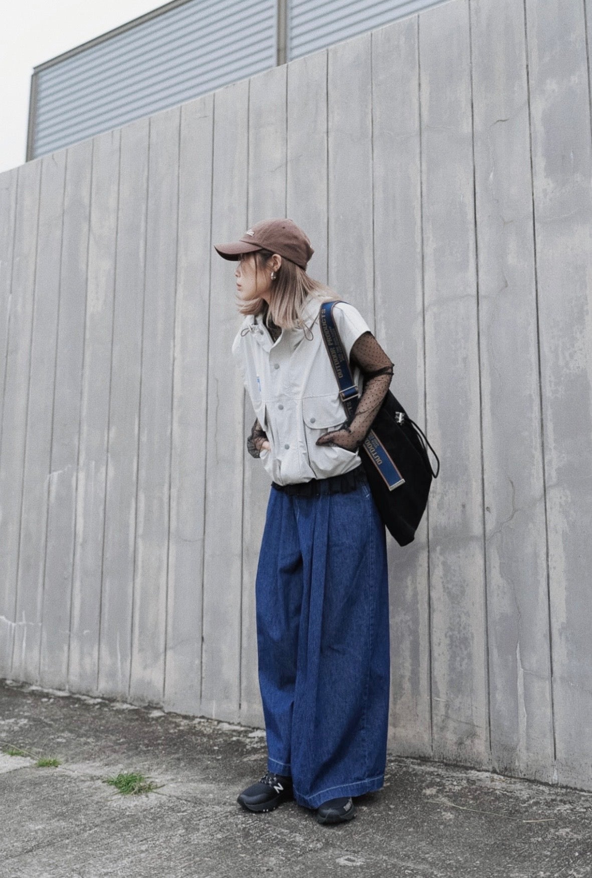 MZ970 OVERSIZED HOODED VEST