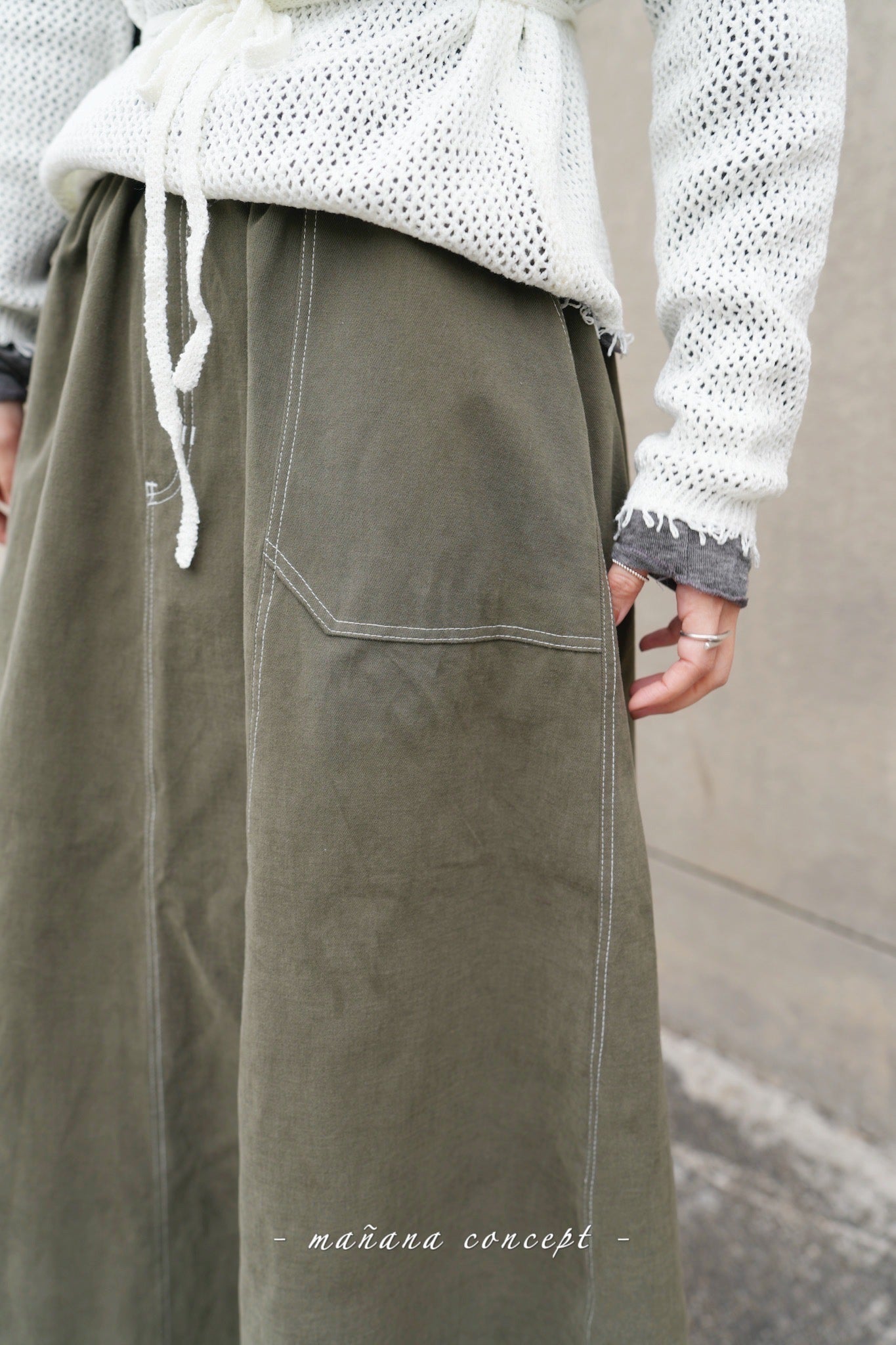 MZ609 A-CUT CONTRAST STITCH SKIRT