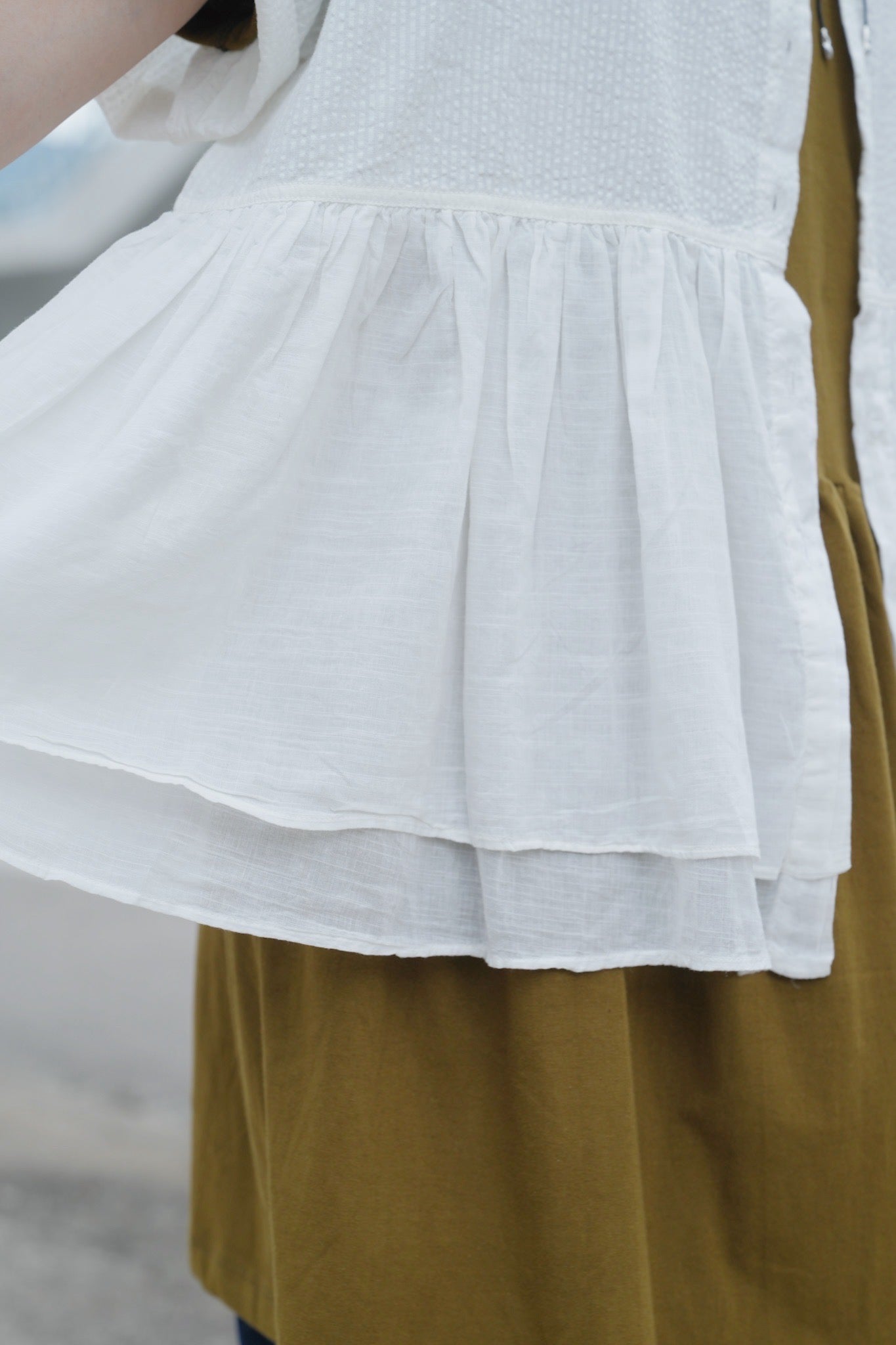 CA700 DOUBLE LAYERED TOP