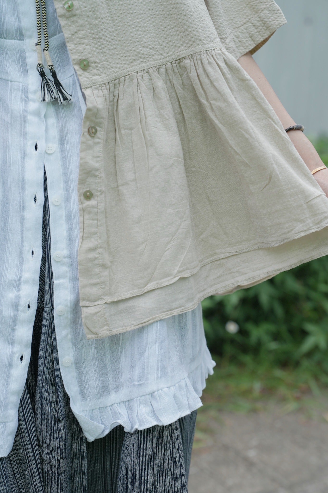 CA700 DOUBLE LAYERED TOP