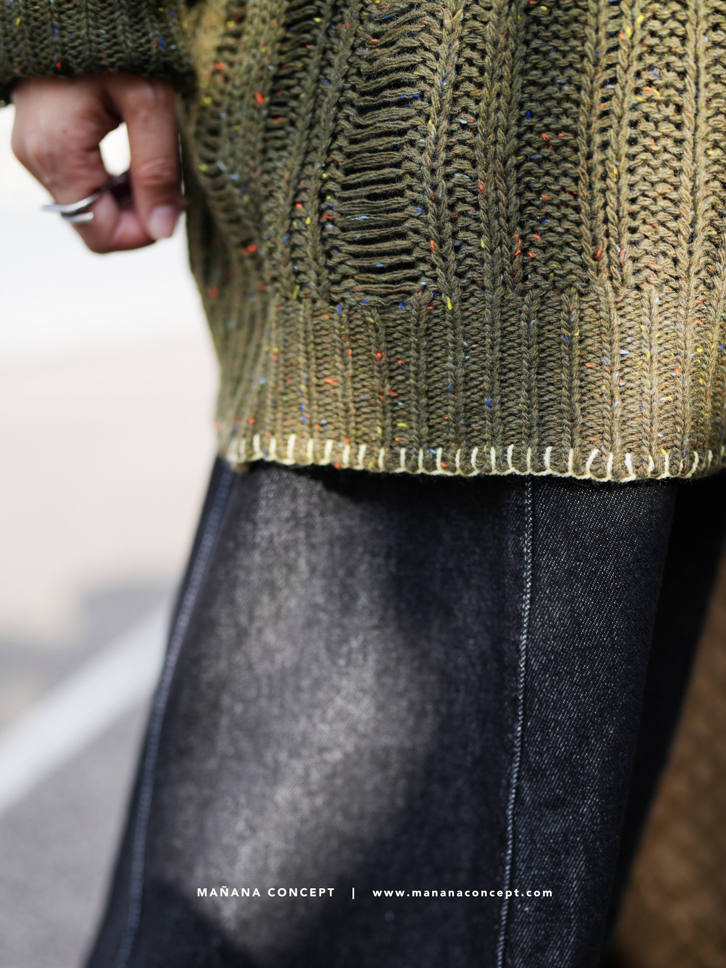 MZ535 CONTRAST-STITCH NEPS CARDIGAN