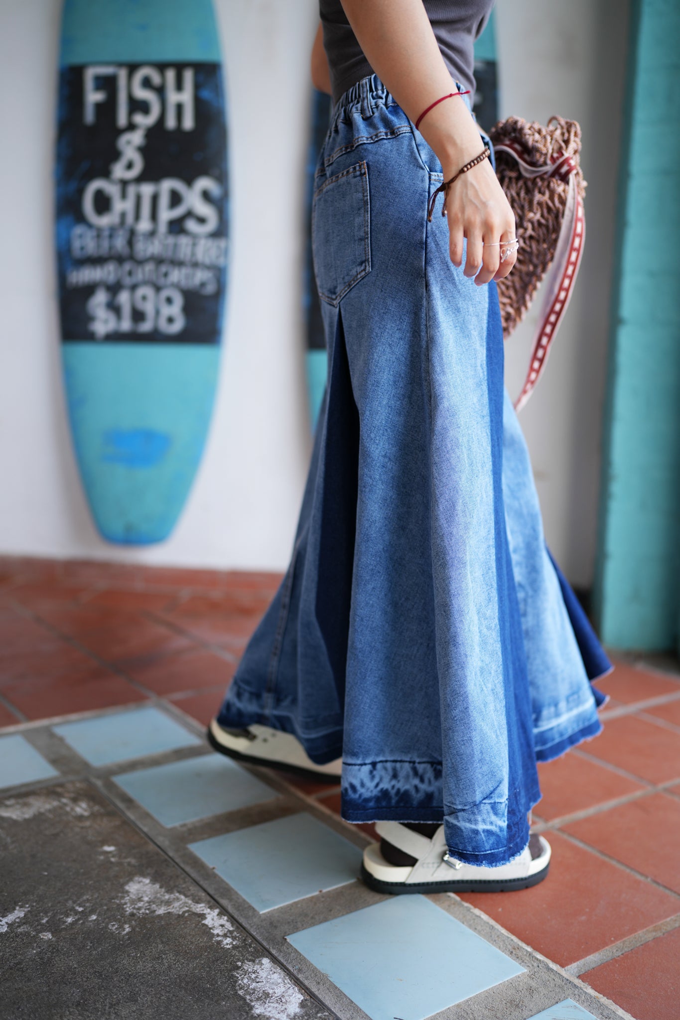 MZ501 CONTRASTED DENIM SKIRT