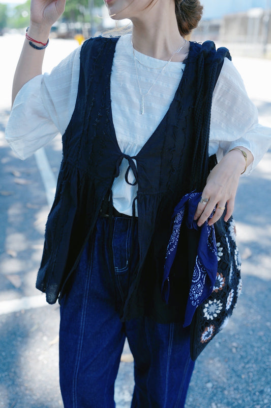 CA911 FRINGED RIBBON VEST