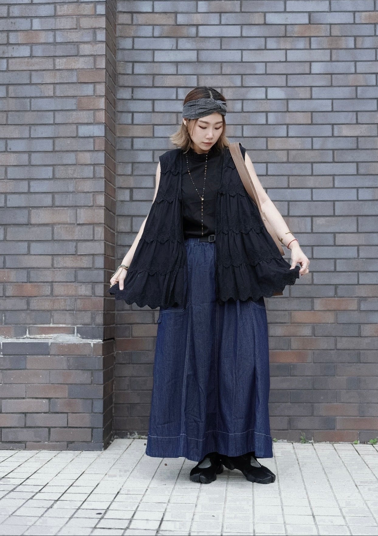 CB130 BELTED DENIM SKIRT