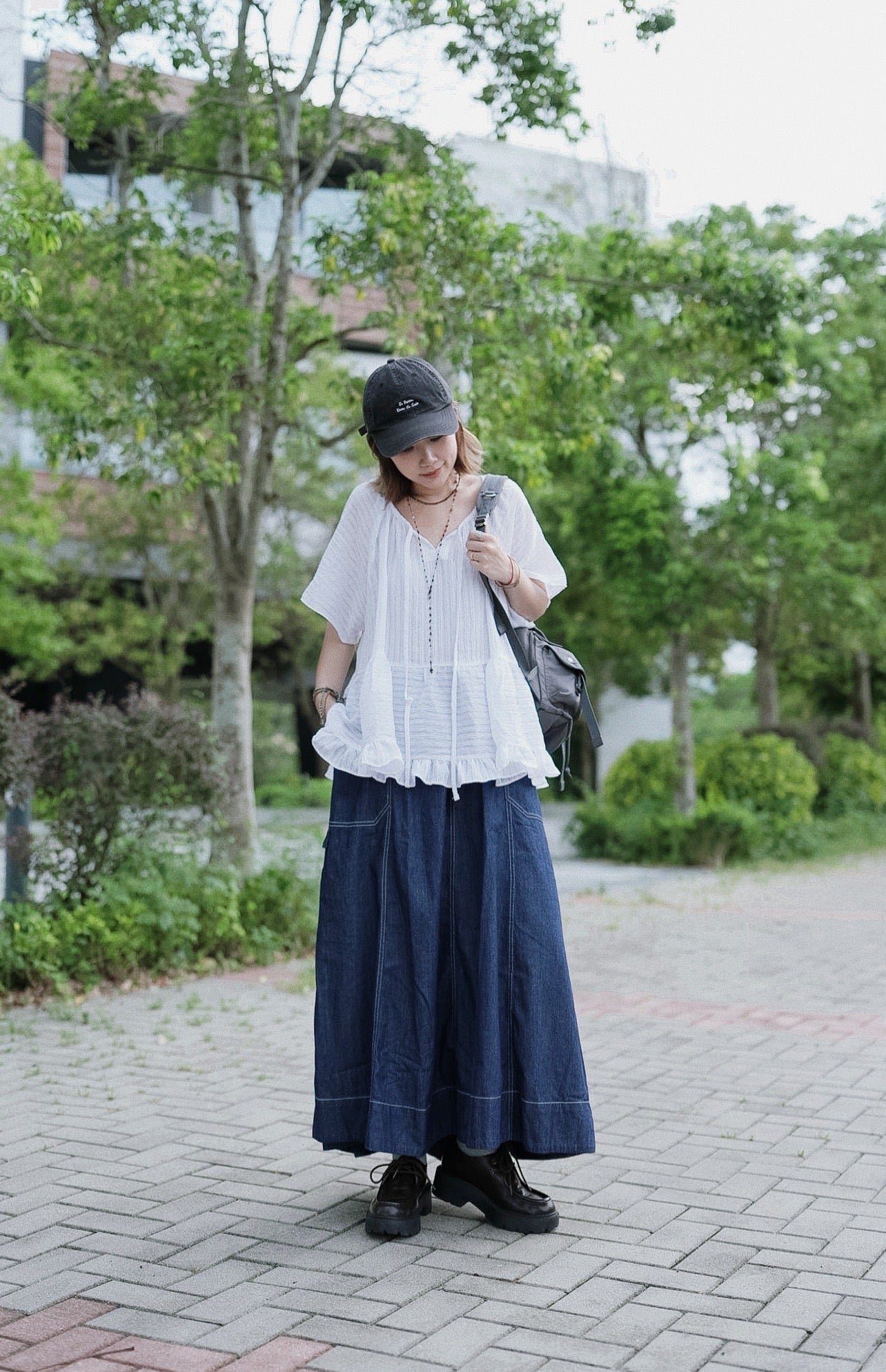 MB0014 SILKY DOBBY STRIPE BLOUSE
